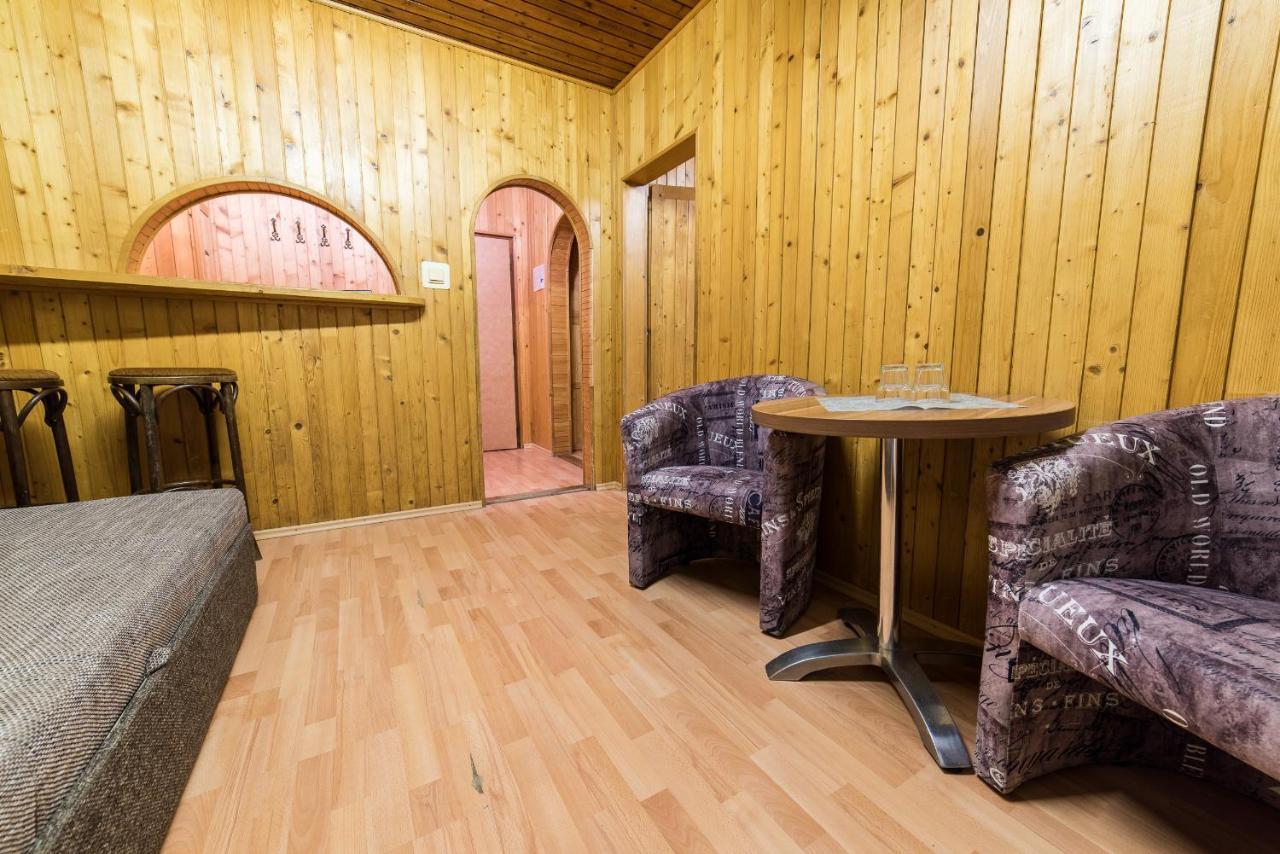 Hotel Krpacovo Eksteriør billede